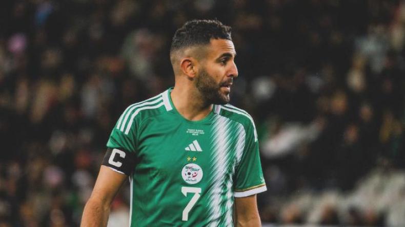 محرز يتجاوز بلومي وماجر