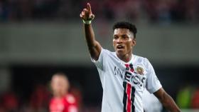 بوداوي فوق السّحاب!