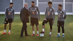 بِالصّور: كلّ اللاعبين التحقوا بِمُعسكر “الخضر”