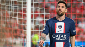 سان جيرمان في دائرة الضوء مجددًا بسبب عقد ميسي