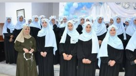 “اِلْبَسِي وَاسِعًا”.. حملة لتحجيب 3000 طالبة في رمضان