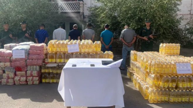 تهريب الزيت والسكر إلى دول الجوار وبيعها بأثمان مضاعفة