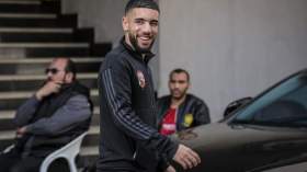 قندوسي يعلّق بعد هدية صن داونز للأهلي