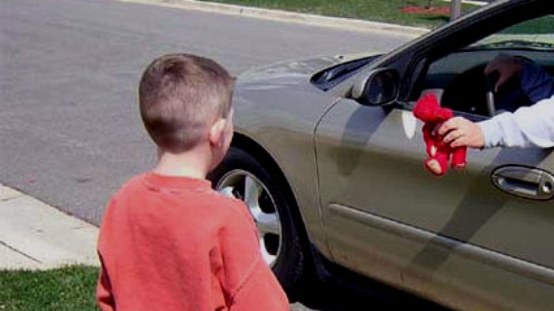 22 نصيحة لحماية أطفالك من الاختطاف