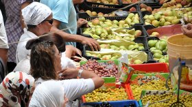 إنزال نسوي بالفضاءات التجارية والتونسيات حاضرات بقوة