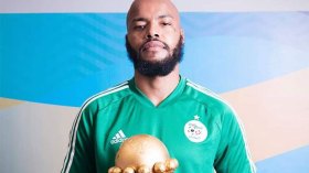 حراسة مرمى المنتخب الوطني تؤرق بلماضي