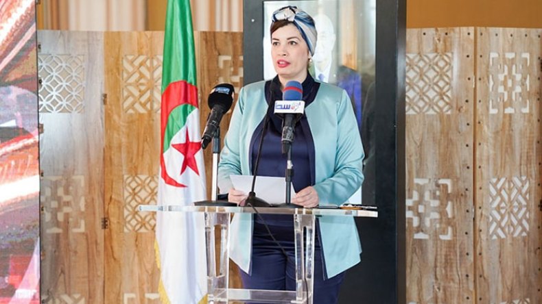 بالفيديو.. مولوجي تكشف عن إنجاز مركز طبي اجتماعي للفنانين