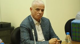 زفيزف: تشبيب المنتخب الوطني هدف إستراتيجي للفاف