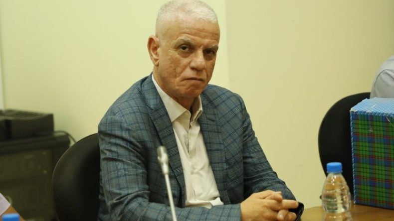زفيزف: تشبيب المنتخب الوطني هدف إستراتيجي للفاف