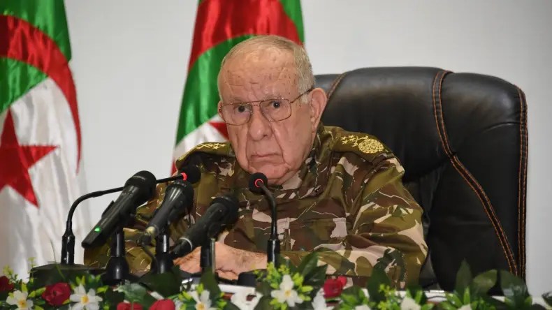 الفريق أول شنقريحة في زيارة إلى روسيا