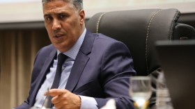 بلعريبي مستاء من تأخر المشاريع السكنية بهذه الولايات