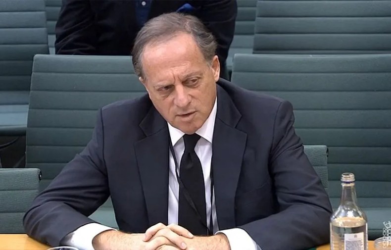 Royaume-Uni: Le président de la BBC, Richard Sharp, annonce sa démission