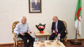 صديق الثورة “روجي وينتر هالتر” يزور الجزائر