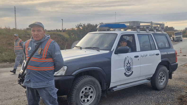 الجمارك الجزائرية.. مهام أمنية واقتصادية بلمسة إنسانية