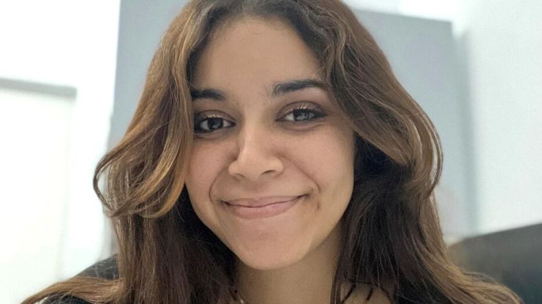 “البوك ستغرام” و”البوك توك”.. ماذا وراء نجاح سارة ريفنز في عالم الكتاب؟