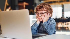 “معا لحماية أطفالنا”.. الشرطة تطلق حملة حول مخاطر الأنترنت