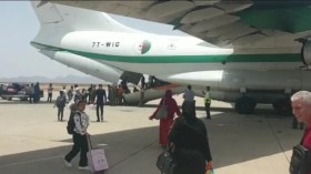 Évacuation des ressortissants algériens établis au Soudan, dont 22 Syriens (VIDEO)