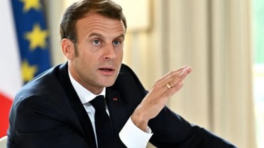 Macron a officiellement signé la loi sur la réforme des retraites