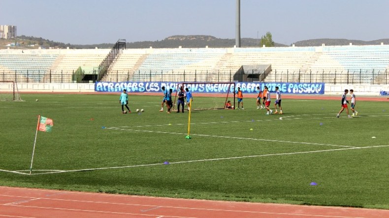 جديد ملعب تيارت