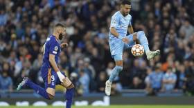 بن زيمة في انتظار محرز