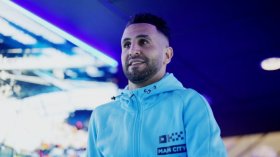 محرز في نصف النّهائي الأوروبي لِثالث مرّة