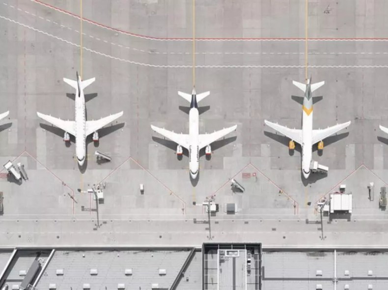 Grèves des contrôleurs aériens en France: Demande d’annuler 20% des vols dans trois aéroports jeudi