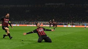 بِالفيديو: بن ناصر يُهدي إلى الميلان فوزا أوروبيا