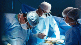 استئصال كيس يزن 100 كيلوغرام من مبيض امرأة!