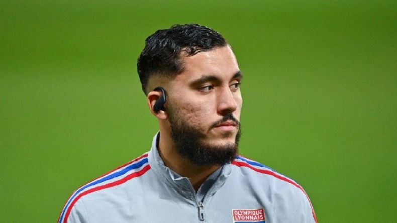 لاعب مُغترب في مُفترق الطرق بين الجزائر وفرنسا وإيطاليا