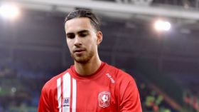 نادٍ يُريد جلب زروقي بِهذا المبلغ