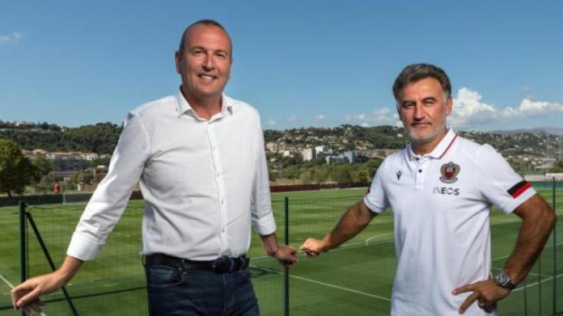 فضيحة مُدوّية.. جزائريون لعبوا تحت إمرة مدرب فرنسي يكره المُسلمين والسّود