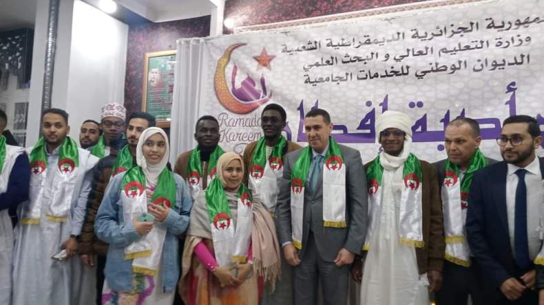 ديوان الخدمات الجامعية يعاين ظروف الاطعام والطلبة