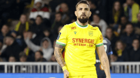 مدرب نانت يدافع عن ديلور ويرفع معنوياته