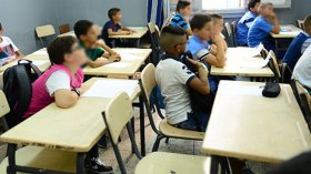 مؤسسات “تتمرد” على مواقيت الدراسة في رمضان!