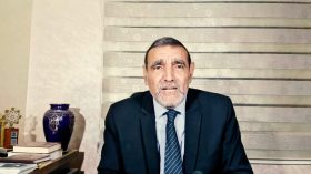 حمد الله أن السلاح بيد العدو وليس المقاومة.. فيديو صادم للدكتور المغربي محمد الفايد!