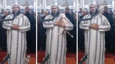 Insolite: Un chat saute sur un imam pendant la diffusion en direct de la prière du ramadan
