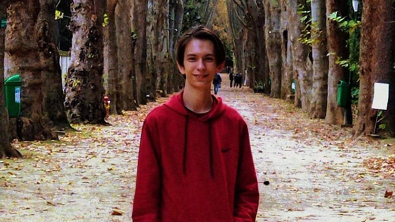 “أشعر بالطمأنينة.. والأكلات الجزائرية أفضل من الروسية”