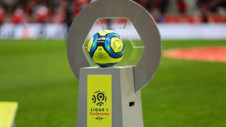 الاتحاد الفرنسي يتخذ قرارا مفاجئا بخصوص إفطار اللاعبين الصائمين