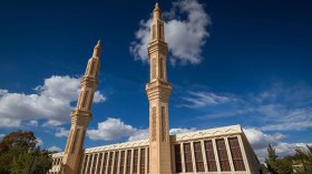 مسجد أول نوفمبر.. قصة مثيرة خطها العقيد الحاج لخضر