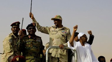 Algeria Calls On All Parties in Sudan to Stop Fighting
