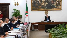 مجلس الوزراء: تخفيض تكلفة الحج ورفع منحة التضامن