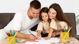 ظاهرة الآباء الصغار تعود إلى الواجهة