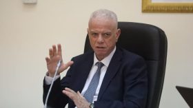 آخر مستجدات ملف مطابقة النظام الأساسي للفاف مع قوانين الفيفا