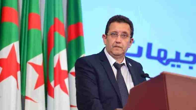 وفاة وزير الفلاحة السابق عبد الحميد حمداني