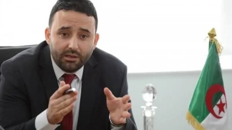 حبس الوزير السابق ضيافات وهذه تفاصيل قضية الفساد