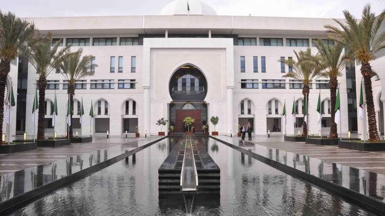 الخارجية: الجزائر العضو الوحيد الذي لم يطالب يوما بتجميد أنشطة المؤسسات المغاربية