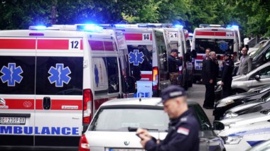 Serbie: Un élève ouvre le feu et fait 9 morts, dont 8 enfants, dans une école