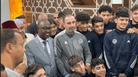 بالصور.. منتخب أقل من 17 سنة يزور جامع الجزائر الأعظم