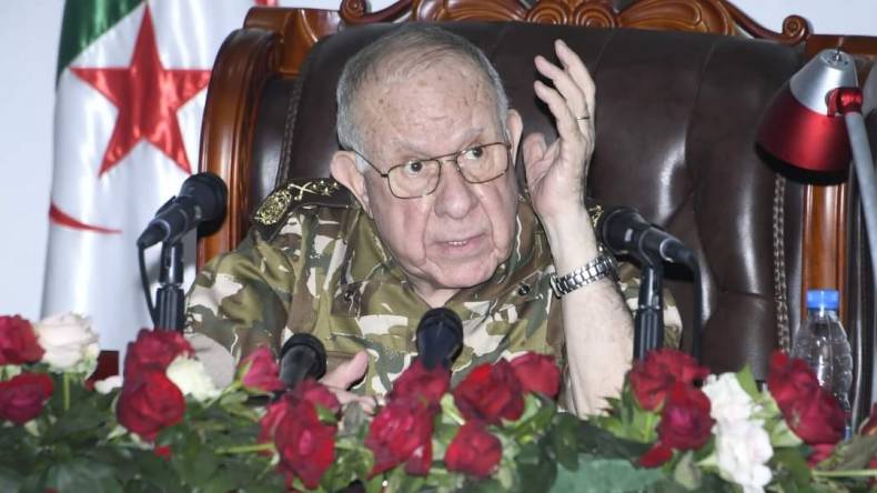 الفريق أول شنقريحة: محاولات خسيسة لإغراق الجزائر بالمخدرات