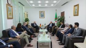 وفد برلماني ألماني يزور الجزائر لبحث فرص الاستثمار